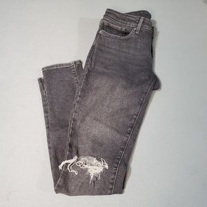 Dark Gray Ripped 711 Skinny Levi Jeans size 27